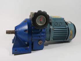 Mt80-b4 Abb Motori 0.9kw 1710rpm 317/550v 3ph C/w Gear Reducer 190/1000 Ratio Used