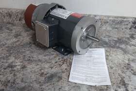 056t17f5349 Marathon Motors 1/2 Hp 1725 Rpm 208-230/460vac 3-phase Brake Motor