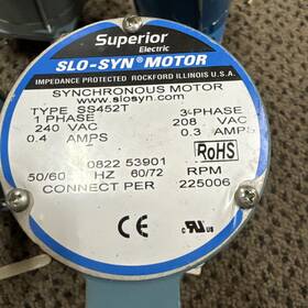 043908062 Superior Electric Slo-syn Ss452t Synchronous Motor 3-phase 0.4amp 240 Vac Of8