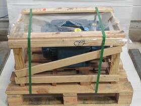Weg Te1bf0x0x 5/20hp 3.7/15kw 884/1770rpm 575v 254/6t Tefc 3ph 9.29/24a 60hz New