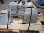 Siemens D-90441 3.45KW 4.6HP 230/460V Baumer Incremental Encoder H0G9 New $1999. Fixed Price $2399.00.