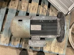 Sew-eurodrive DFV132S4BMG8HR Motor 7.5HP 1720RPM 230YY/460Y 3PH #300FML. Fixed Price $775.00.