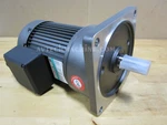 Sesame Motor Chip Auger G12V200U-150 Phase 230V/460V Ratio 1:150. Fixed Price $375.00.