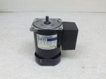 Oriental Motor VHI590AT-GVR Ac Induction VHI590ATGVR (vt). Fixed Price $112.49.