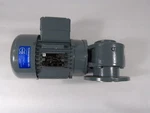 Ruhrgetriebe 0.34HP 3440RPM 575/332V Tefc 3PH C/w Reducer 30:1 Used. Fixed Price $112.99.