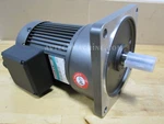 Sesame Motor Chip Auger G12V200U-90 Phase 230V/460V Ratio 1:90. Fixed Price $325.00.