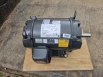 Us Motors DY38 5HP 460V Fr 184TZ 1765RPM 6206-2Z-J/C3 Type De Phase 6.50A 60HZ. Fixed Price $399.99.