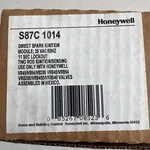 Honeywell S87C1014 Ignition Control Module Direct Spark Industrial. Fixed Price $150.00.