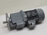 Lenze Ac Gear Motor GST04-2M Vck 071C32, Mdemaxx 071-32, 60HZ, 0.45KW 480/277V. Fixed Price $585.00.