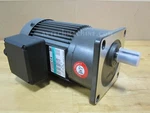 Sesame Motor Chip Auger G11V200S-10 Phase 220V/380V Ratio 1:10. Fixed Price $390.00.