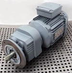 Sew RF27 DRE90M4/TH 125/220V 60HZ Rpm 1740/172 1.5KW I=10.13 -unused-. Fixed Price $581.38.