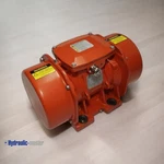 Oli Electric Vibrating Motor Mve 2300/3 Phase 5075LB. Fixed Price $2022.30.